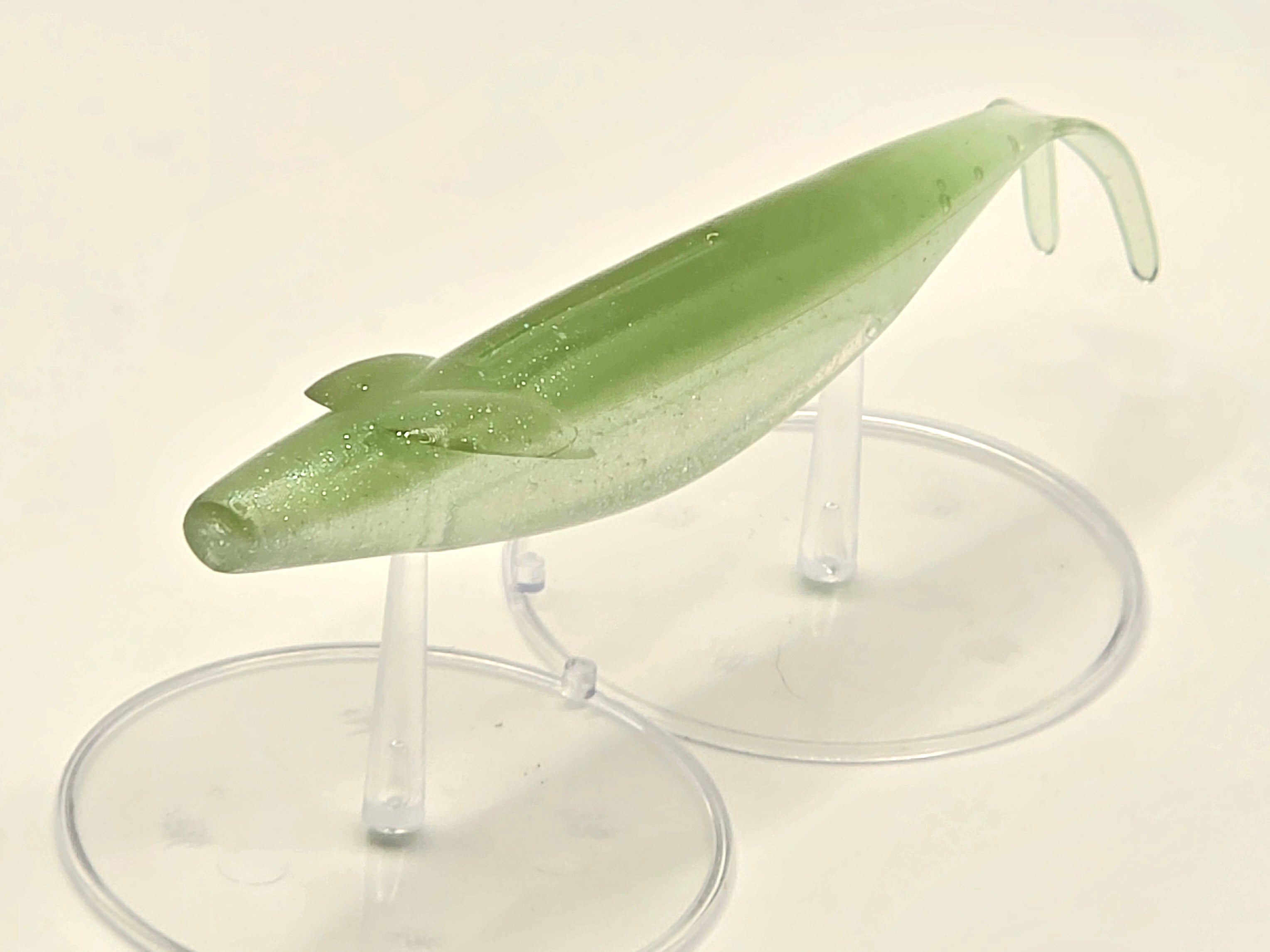 5"  Winged Minnow 8pk  Green Back Shad